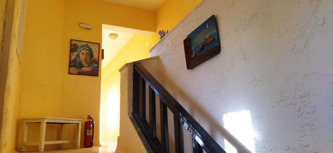 Cleo Rooms 250M From The Beach Малиа Екстериор снимка