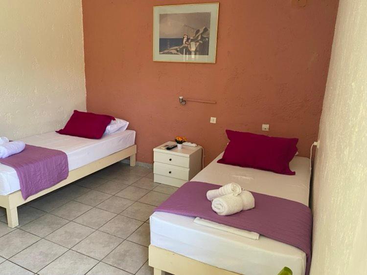 Cleo Rooms 250M From The Beach Малиа Екстериор снимка